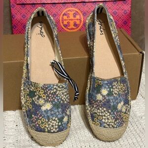 New NWT Joules shelbury 7 slip on shoe 38 espadrille floral print blue tan white